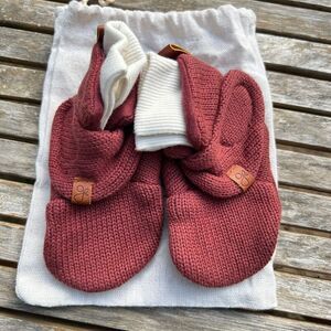 NEW Goumi Kids Cocoa Baby Boots SZ 3-6 mo Red Organic Cotton Fall Winter Booties